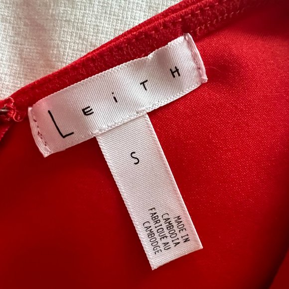 Leith Deep V-Neck Jumpsuit - Size Small - Picture 8 of 8